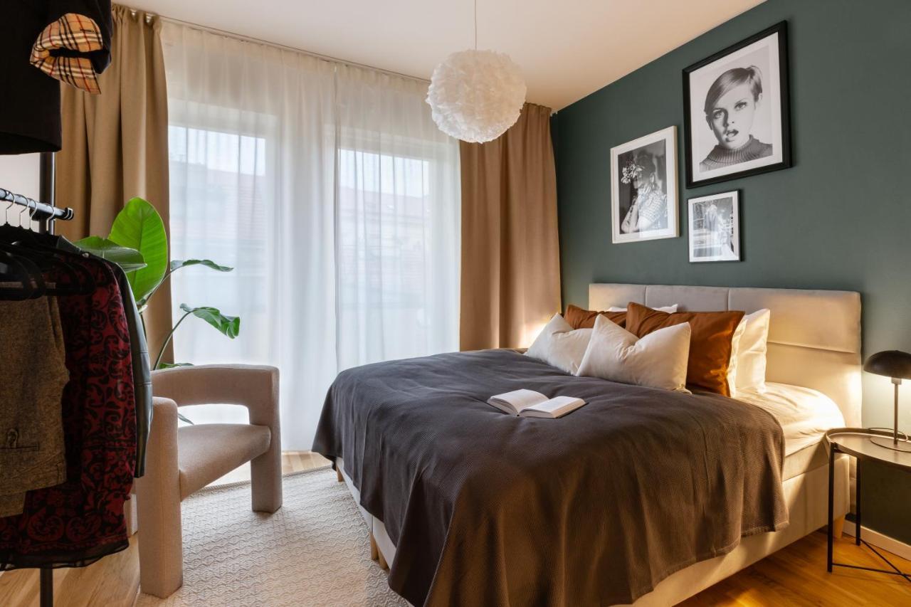 Turnkey I Republic Square Apartments Прага Экстерьер фото